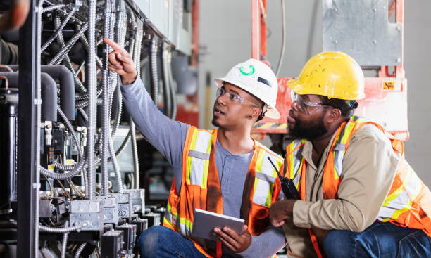 Best Emergency Electrician Near Me  in Green Bay, WI
